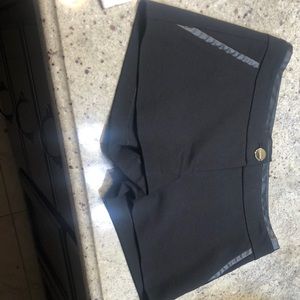 NWOT MARCIANO BLACK SHORTS